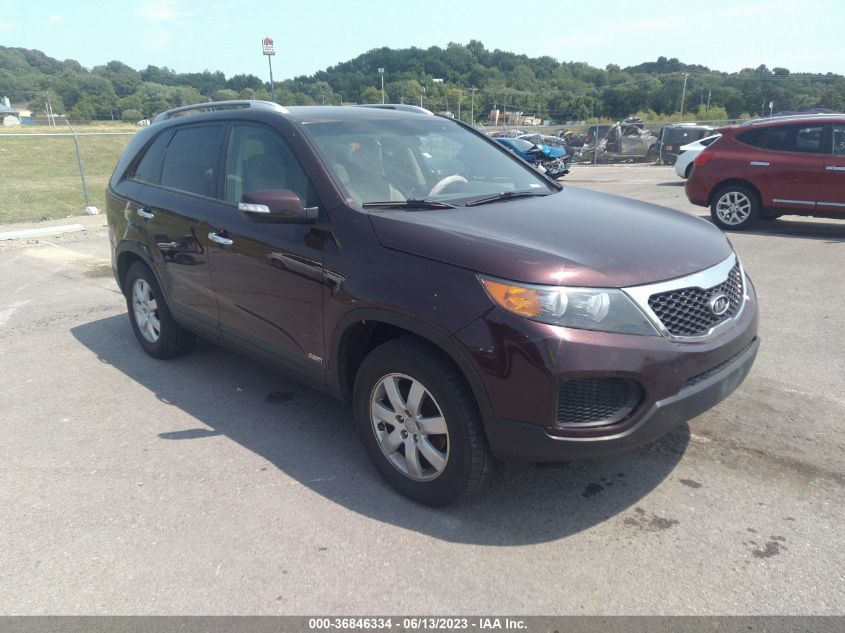 2013 KIA SORENTO LX - 5XYKTDA21DG390503