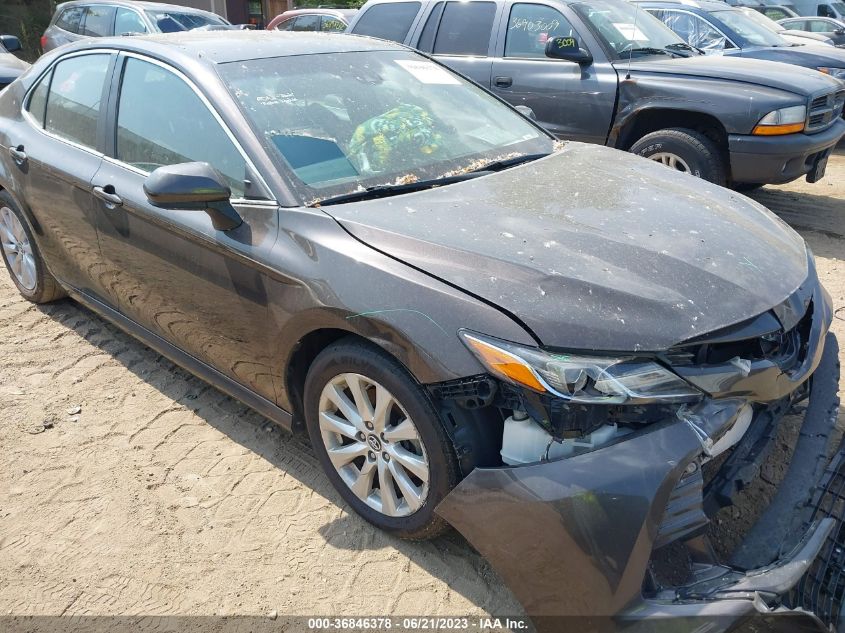 2018 TOYOTA CAMRY LE/SE/XLE/L - 4T1B11HK4JU517650