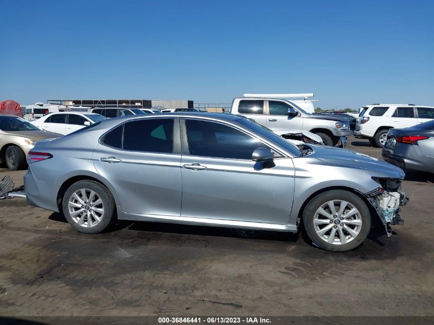 2018 TOYOTA CAMRY LE/SE/XLE/L - 4T1B11HK7JU073714