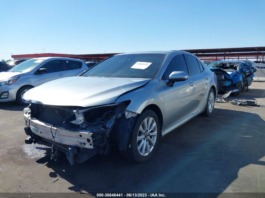 2018 TOYOTA CAMRY LE/SE/XLE/L - 4T1B11HK7JU073714