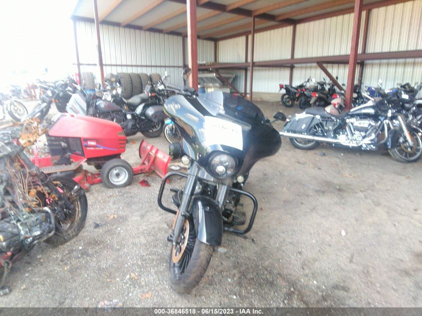 2019 HARLEY-DAVIDSON FLHXS - 1HD1KRP13KB671895