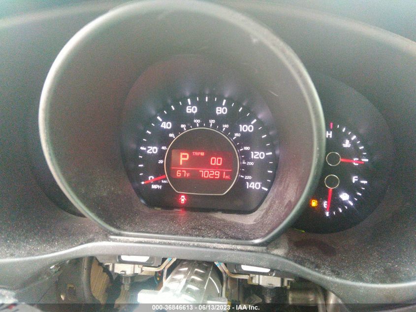2018 KIA SOUL + - KNDJP3A52J7527915