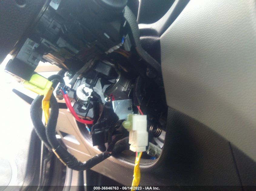 2014 KIA SOUL + - KNDJP3A58E7075474