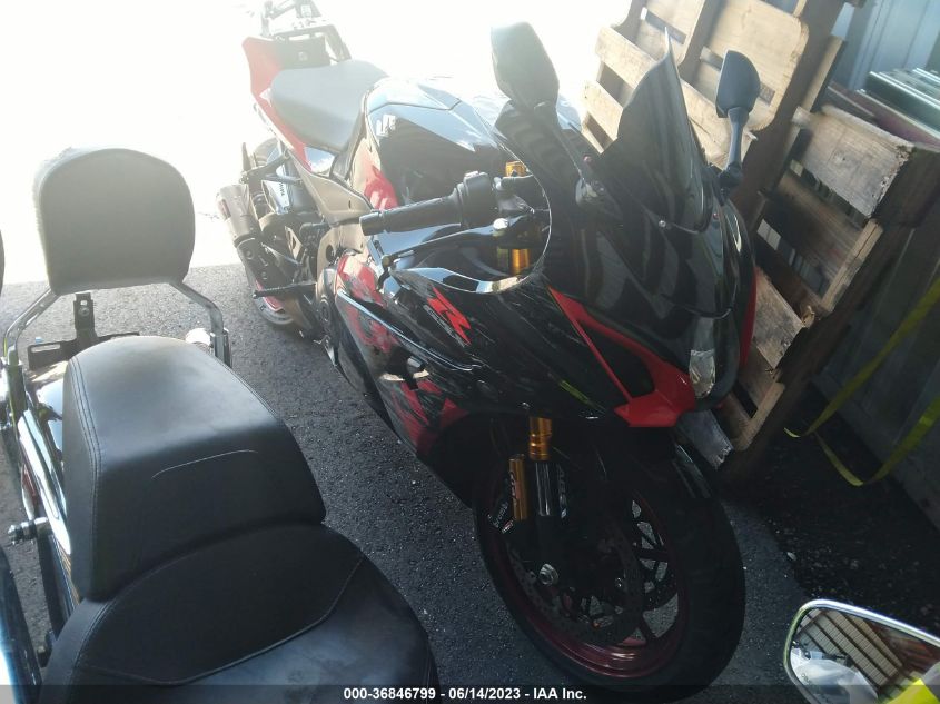 JS1DM11H2L7100056 SUZUKI GSX-R1000 R 2020