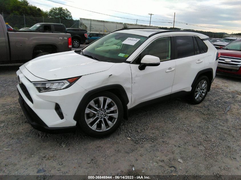 2019 TOYOTA RAV4 XLE PREMIUM - JTMA1RFV6KD026249
