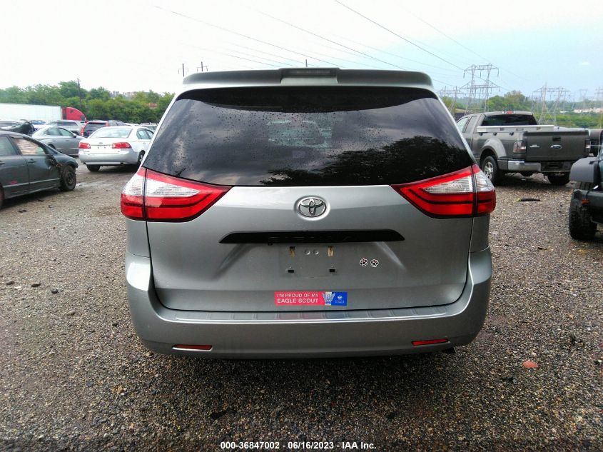 5TDZZ3DC2KS983346 2019 TOYOTA SIENNA - Image 17