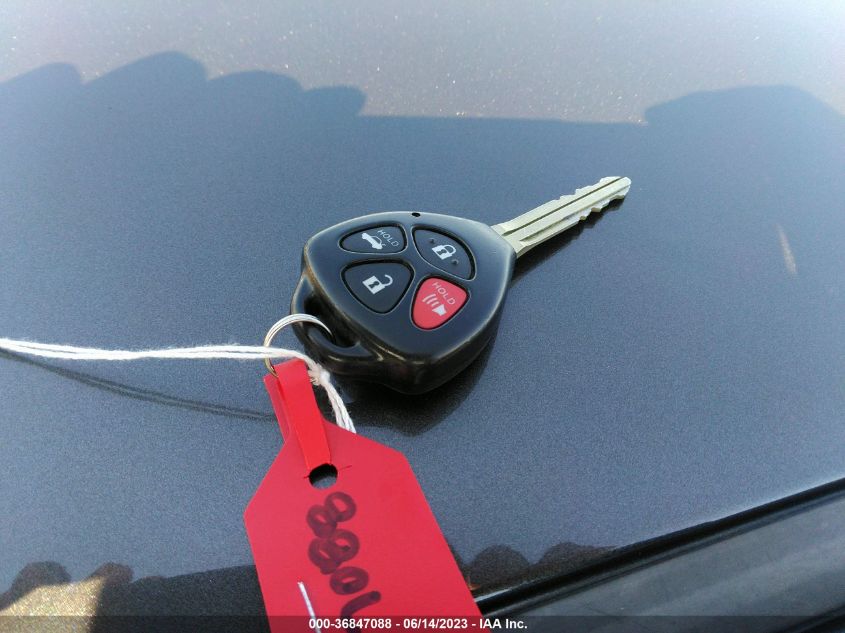 2013 TOYOTA COROLLA L/LE/S - 5YFBU4EE9DP118035