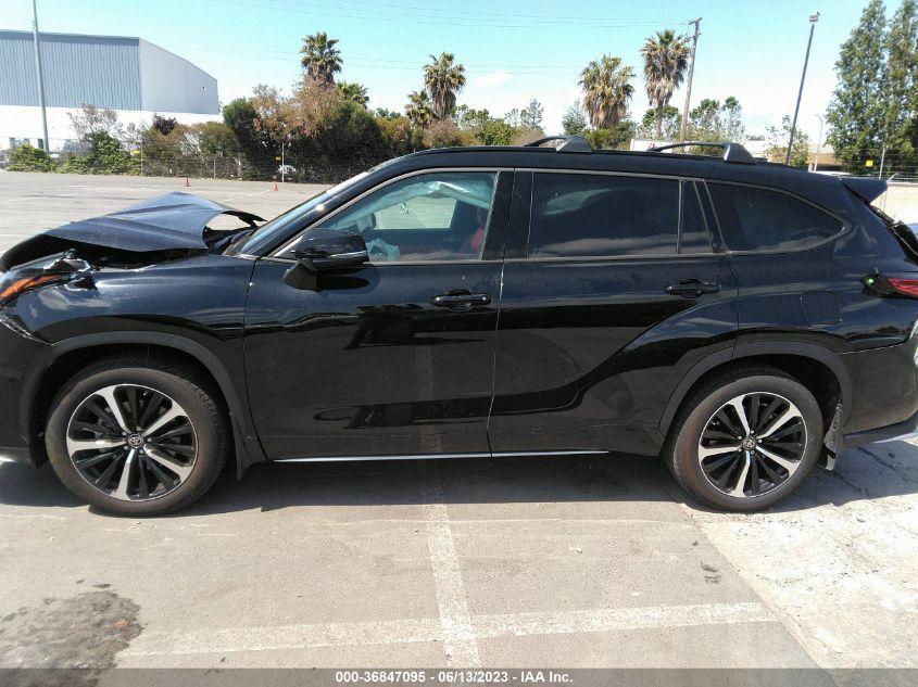 2021 TOYOTA HIGHLANDER XSE - 5TDLZRBHXMS149979