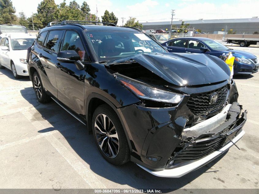 2021 TOYOTA HIGHLANDER XSE - 5TDLZRBHXMS149979