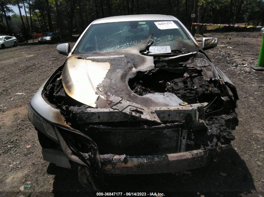 2017 CHEVROLET IMPALA LT - 1G1105S34HU158928