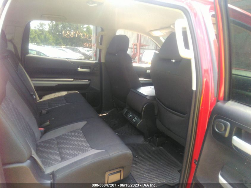 2019 TOYOTA TUNDRA 4WD SR5 - 5TFDY5F17KX850550