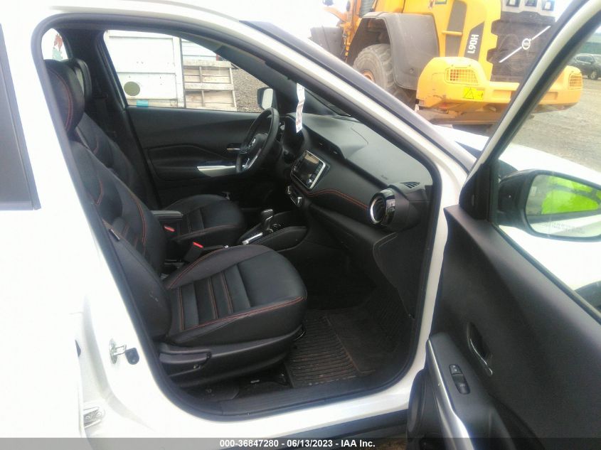 2019 NISSAN KICKS SR - 3N1CP5CU3KL569096