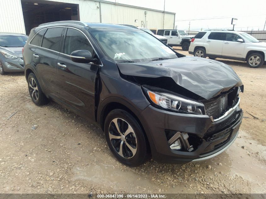 2016 KIA SORENTO EX - 5XYPH4A13GG021211