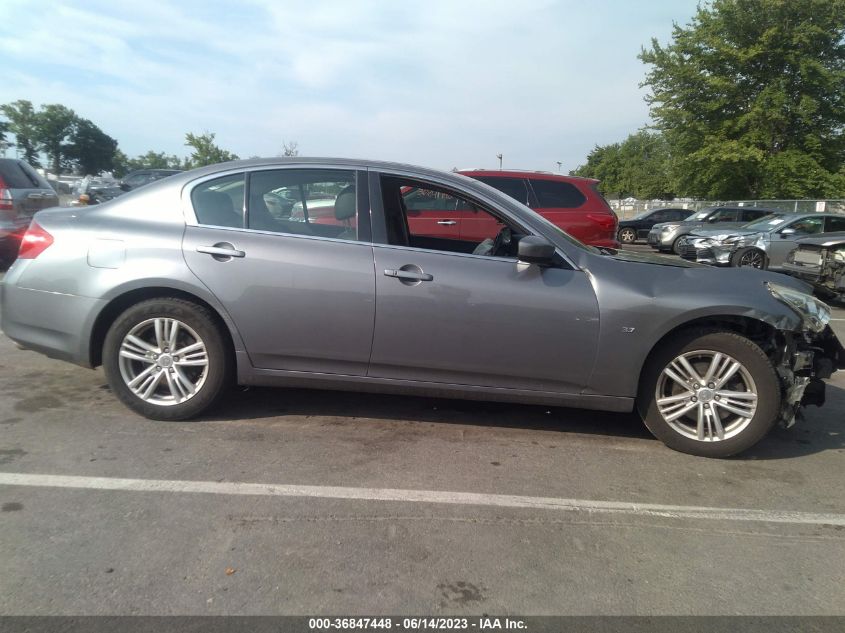 2015 INFINITI Q40 JN1CV6AR7FM524703