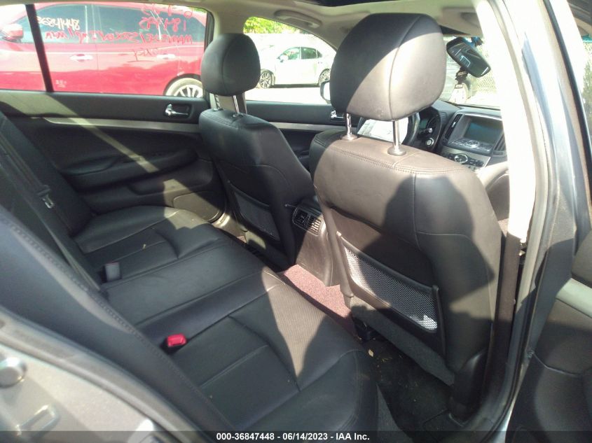 2015 INFINITI Q40 JN1CV6AR7FM524703