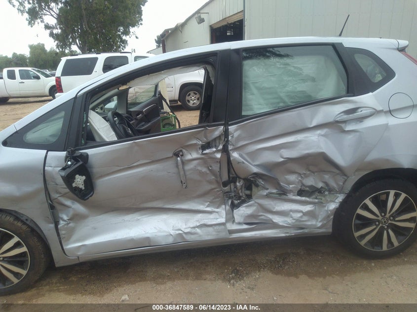 VIN 3HGGK5H86KM717682 2019 HONDA FIT EX