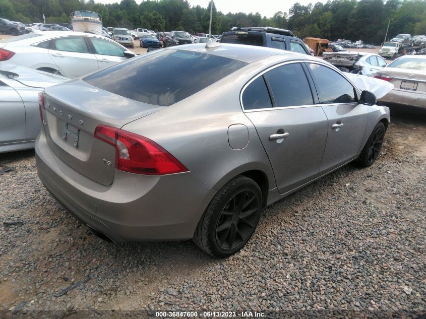 2014 VOLVO S60 T5 - YV1612FSXE1297317