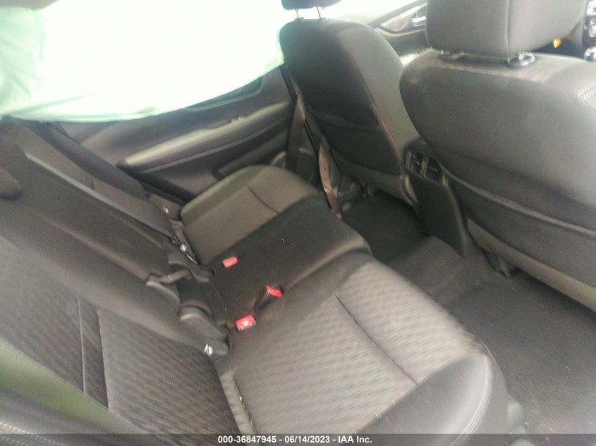 VIN KNMAT2MT5KP520202 2019 NISSAN ROGUE S/SV