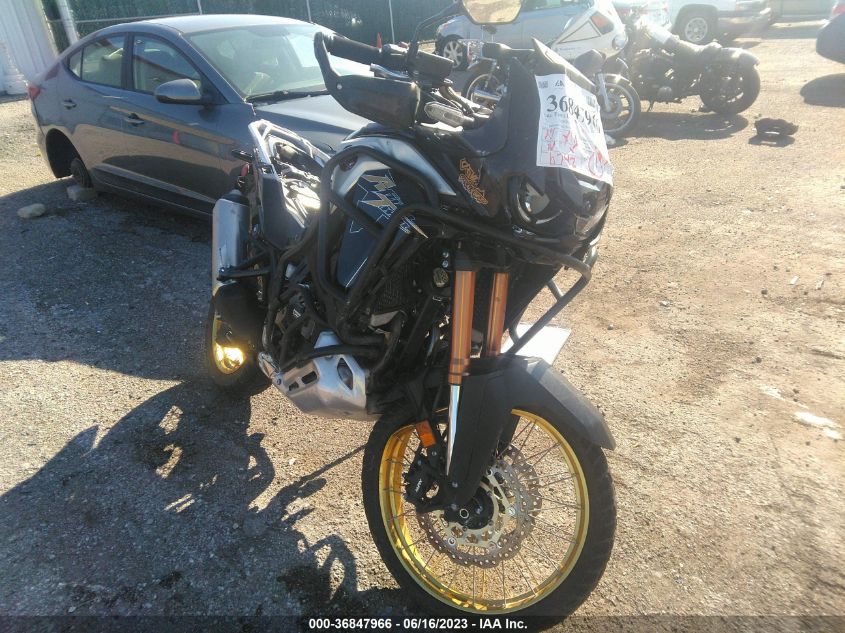 2021 HONDA CRF1100 D4 - JH2SD1047MK100510