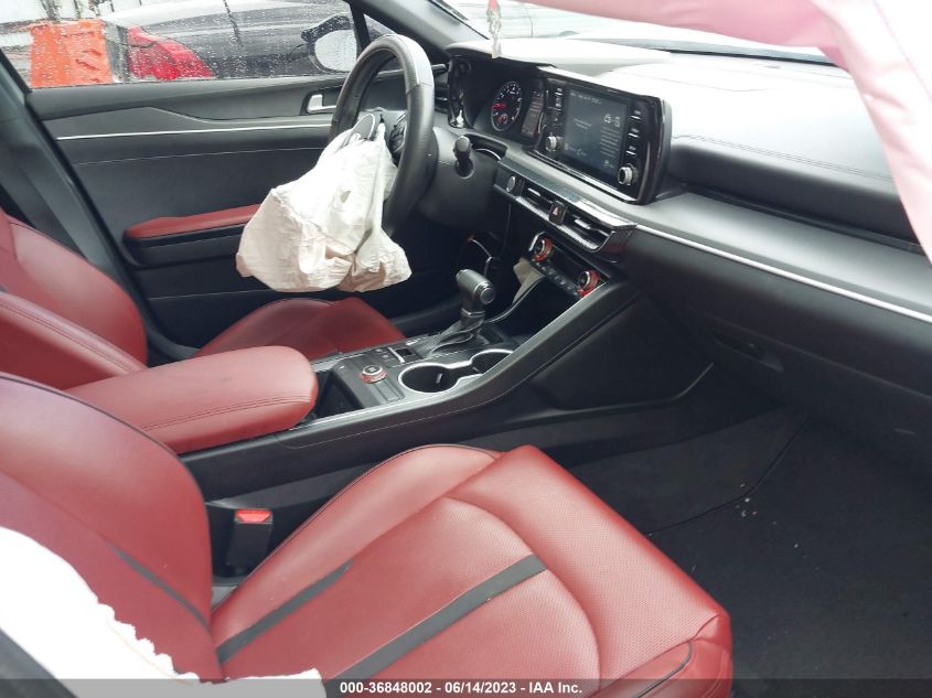 2021 KIA K5 GT-LINE - 5XXG64J25MG031169