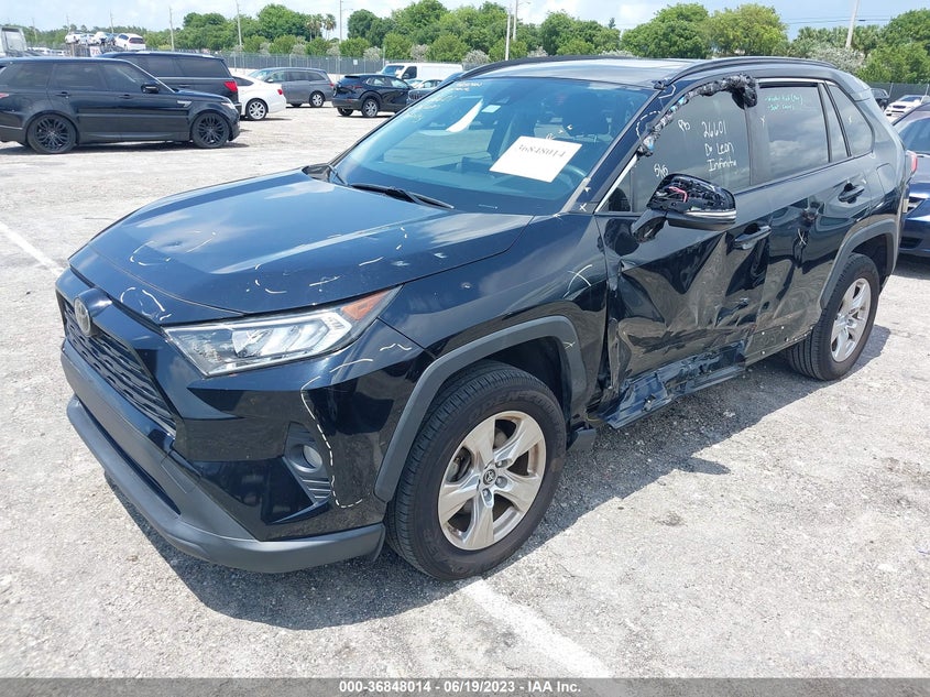 VIN JTMW1RFV0KD004947 2019 TOYOTA RAV4 XLE