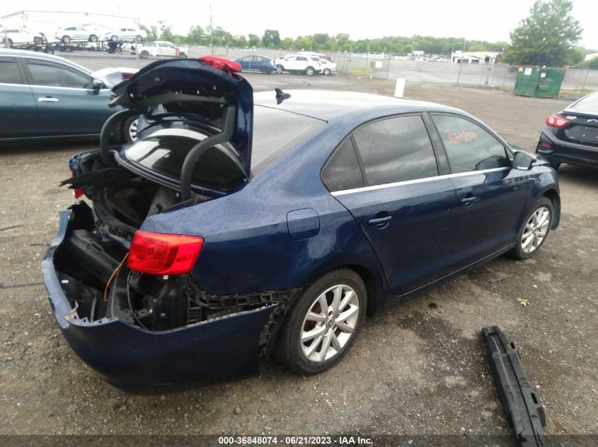 2014 VOLKSWAGEN JETTA SEDAN SE W/CONNECTIVITY/SUNROOF - 3VWD07AJ5EM440265