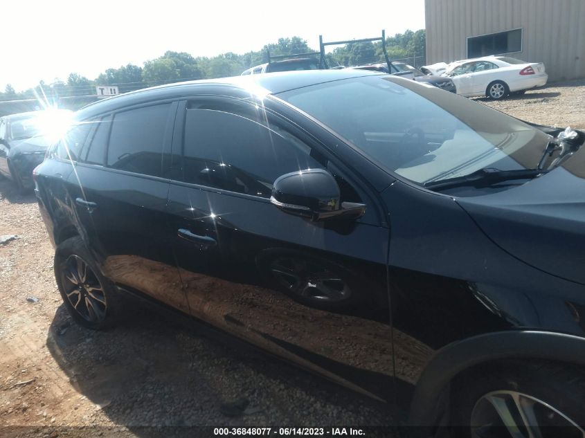 2016 VOLVO V60 CROSS COUNTRY T5 YV4612HK7G1008414