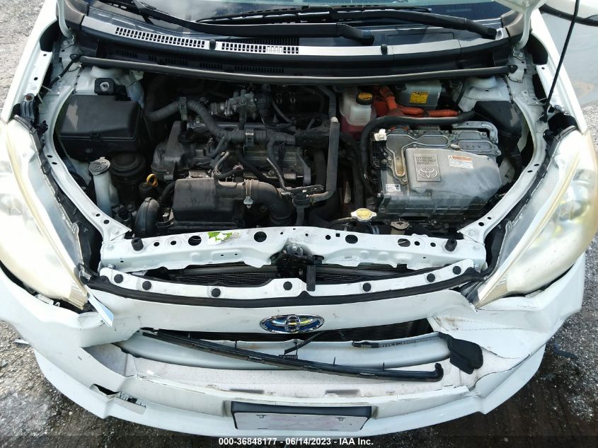 2013 TOYOTA PRIUS C - JTDKDTB31D1047687