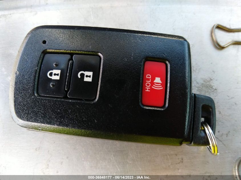 2013 TOYOTA PRIUS C - JTDKDTB31D1047687
