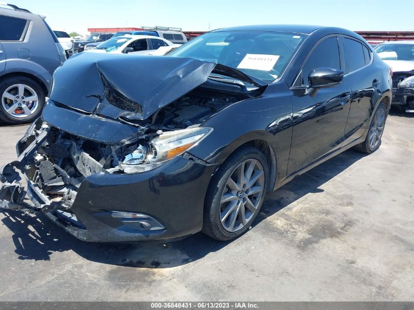 2018 MAZDA MAZDA3 4-DOOR TOURING 3MZBN1V34JM168190
