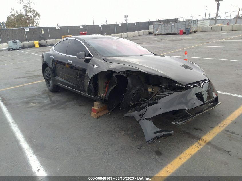 5YJSA1E25JF297209 TESLA MODEL S 75D/100D/P100D 2018