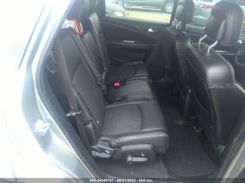 2019 DODGE JOURNEY CROSSROAD - 3C4PDDGG7KT785250