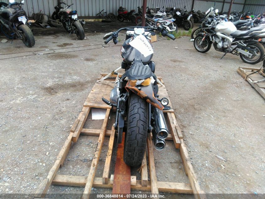 2021 HARLEY-DAVIDSON FLSL - 1HD1YDJ29MB031566