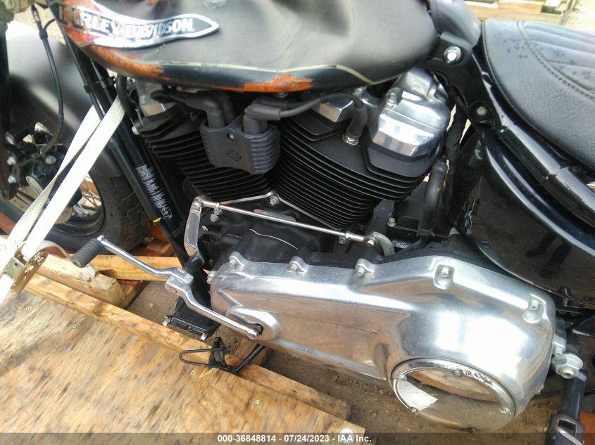 2021 HARLEY-DAVIDSON FLSL - 1HD1YDJ29MB031566