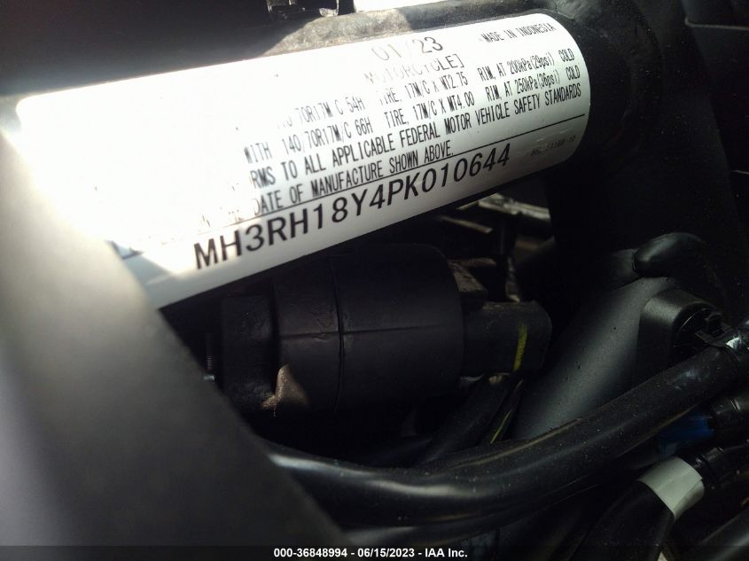 2023 YAMAHA YZFR3 A MH3RH18Y4PK010644