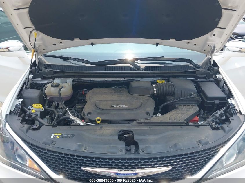 2019 CHRYSLER PACIFICA LIMITED - 2C4RC1GG0KR552162