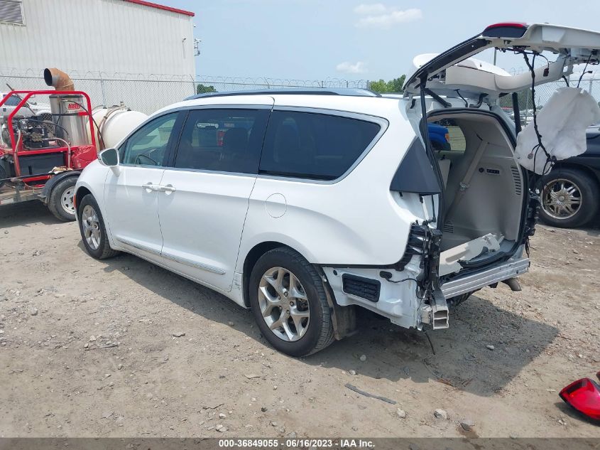 2019 CHRYSLER PACIFICA LIMITED - 2C4RC1GG0KR552162