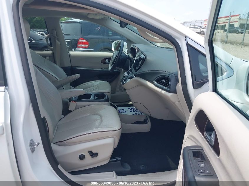 2019 CHRYSLER PACIFICA LIMITED - 2C4RC1GG0KR552162