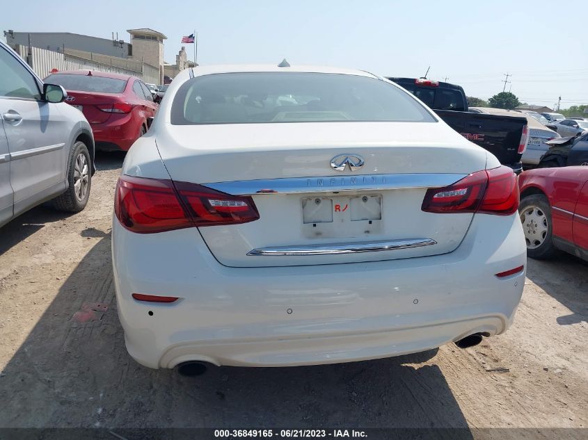2015 INFINITI Q70 JN1BY1AR9FM562830