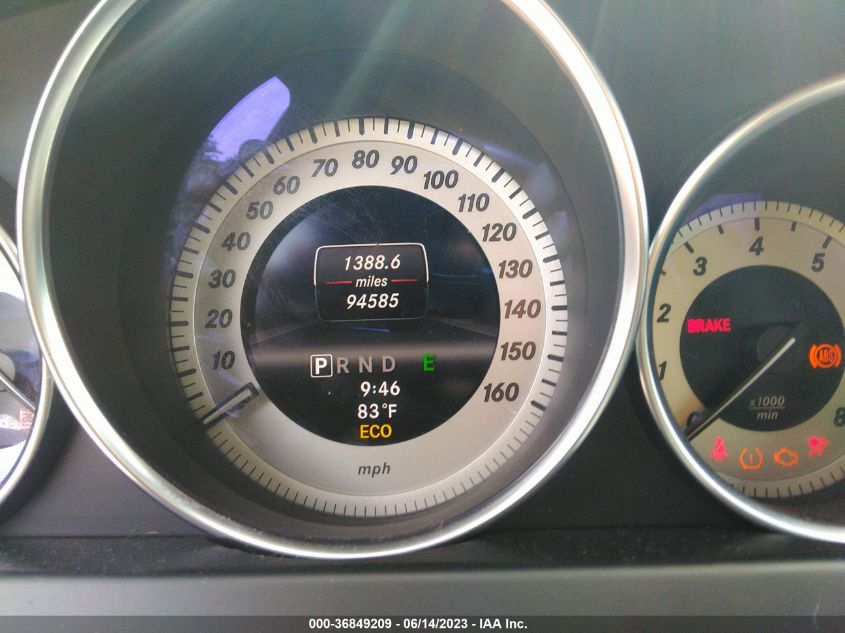2013 MERCEDES-BENZ C-CLASS C 300 - WDDGF8AB4DG083107