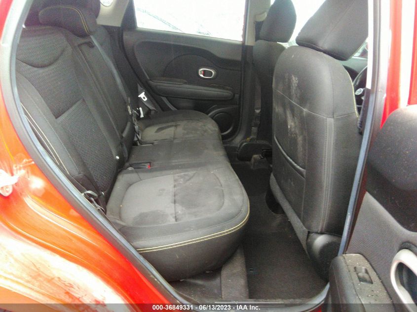 2015 KIA SOUL + - KNDJP3A5XF7781329