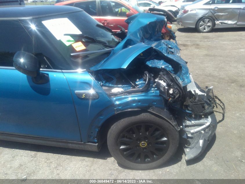 2023 MINI HARDTOP 2 DOOR COOPER SE WMW13DJ00P2S83075