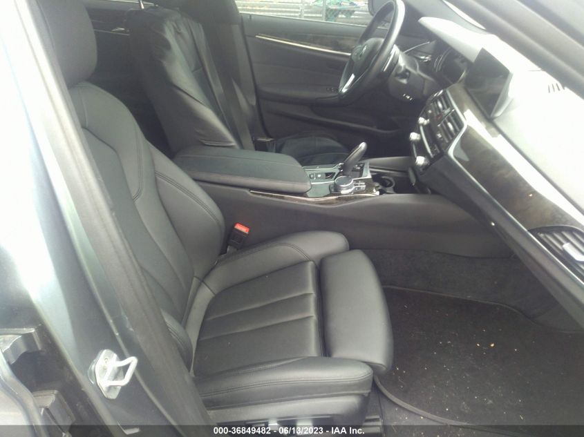 2018 BMW 5 SERIES 530I - WBAJA5C52JWA37555