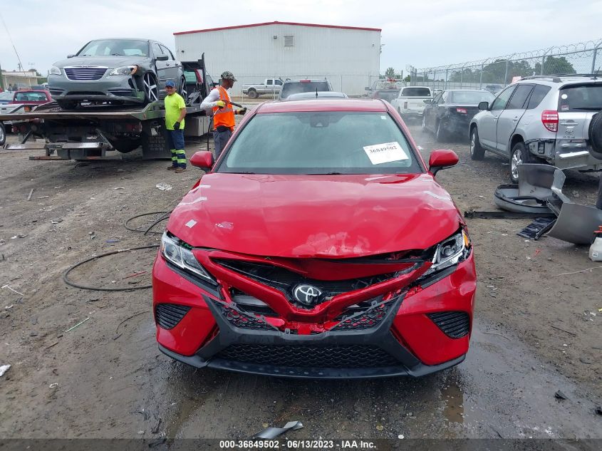 2019 TOYOTA CAMRY SE - 4T1B11HK1KU261453
