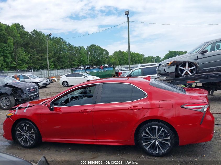 2019 TOYOTA CAMRY SE - 4T1B11HK1KU261453
