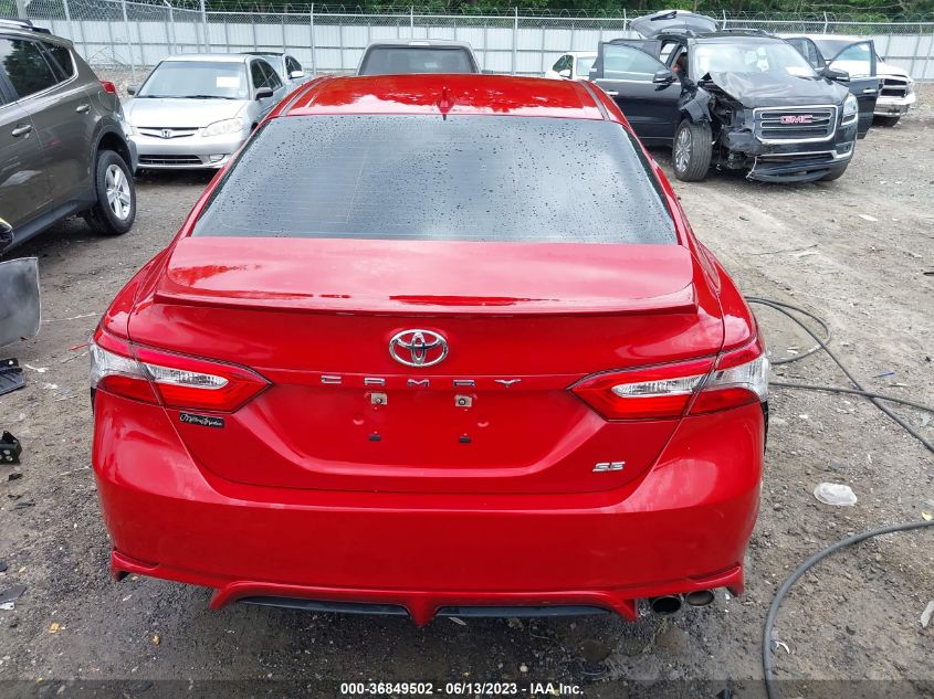 2019 TOYOTA CAMRY SE - 4T1B11HK1KU261453