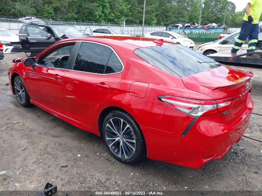 2019 TOYOTA CAMRY SE - 4T1B11HK1KU261453