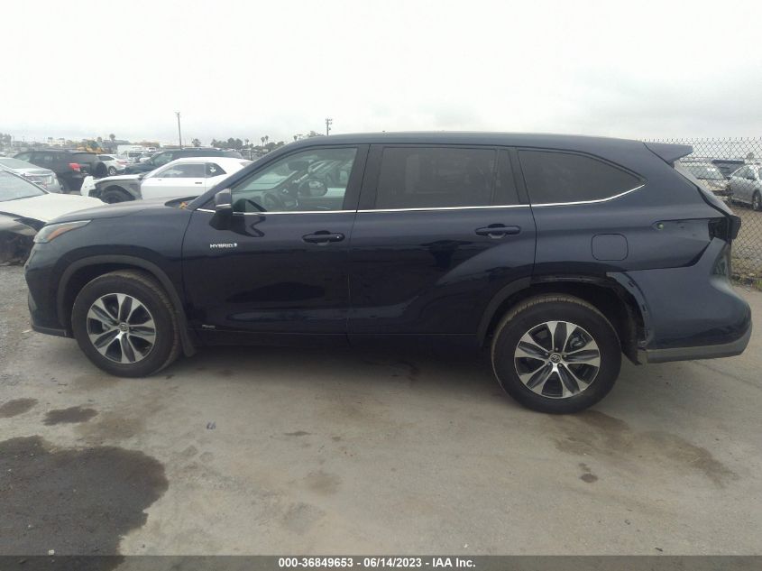 2021 TOYOTA HIGHLANDER HYBRID XLE - 5TDHBRCH8MS522011