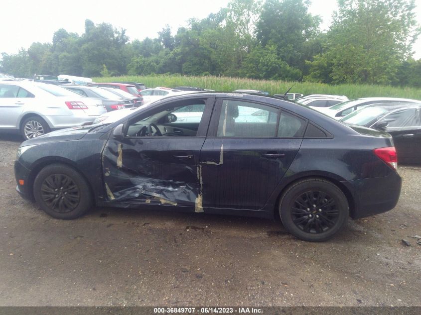 2014 CHEVROLET CRUZE LS - 1G1PB5SH3E7477540