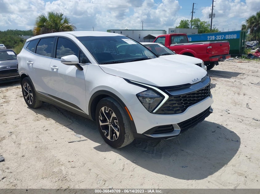 KIA SPORTAGE EX 2023